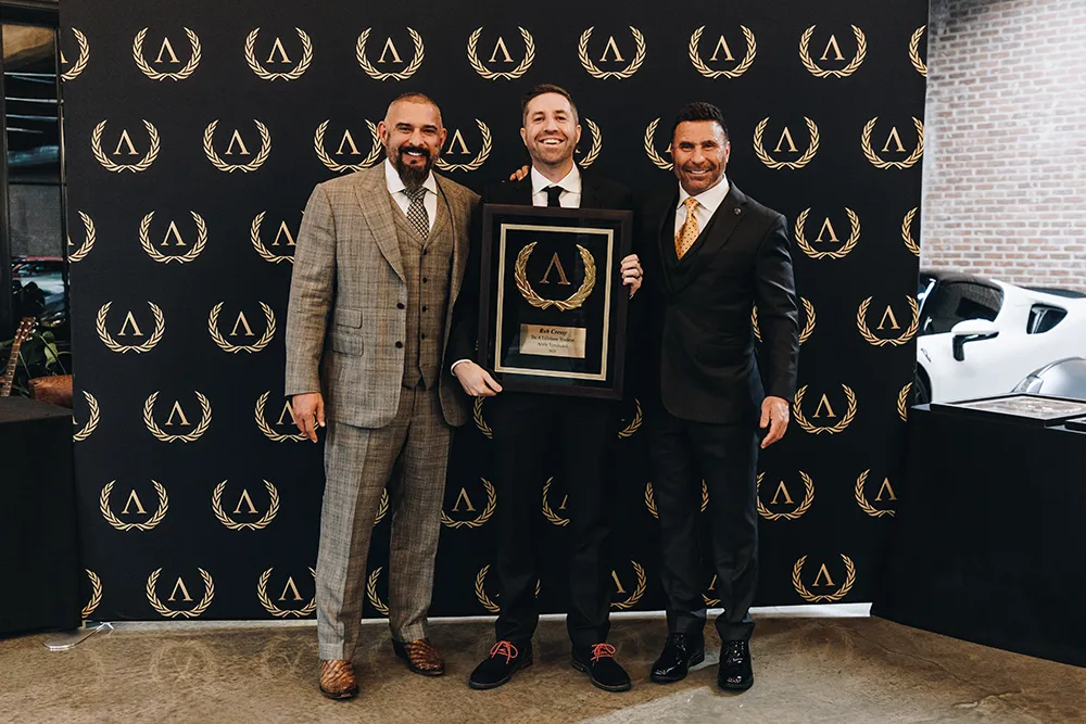 Rob Cressy receiving Arete Syndicate award